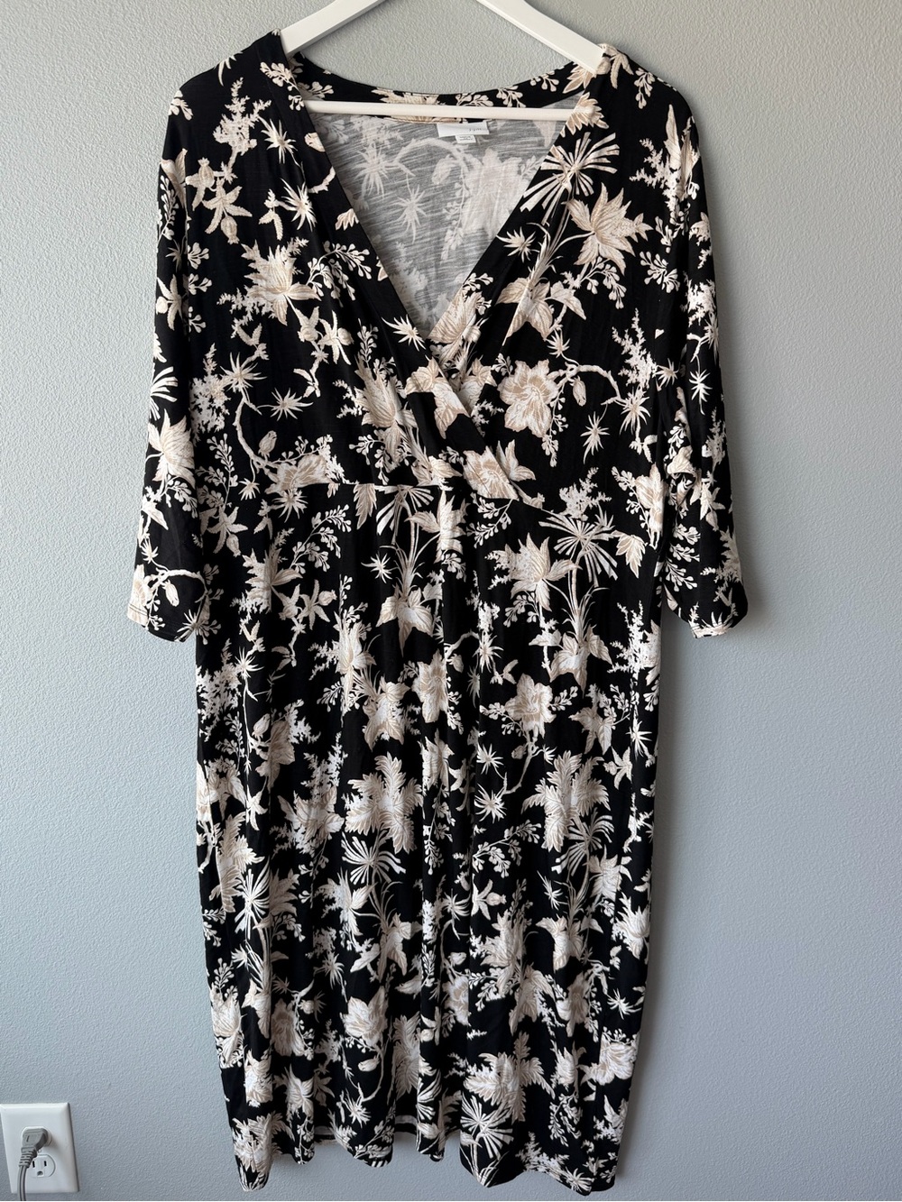 J. Jill black tan white floral stretch jersey faux wrap midi dress Women’s sz 2X